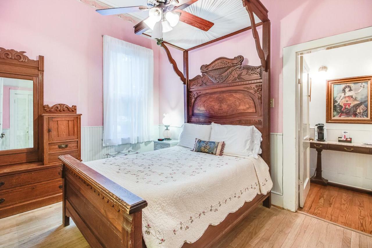 T'Frere'S Bed & Breakfast Lafayette Exteriör bild